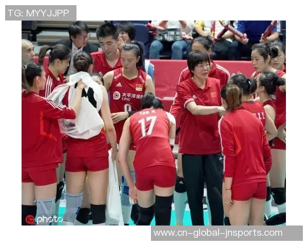 2011年女排世界杯中国队与美国队激战回顾与精彩瞬间分析