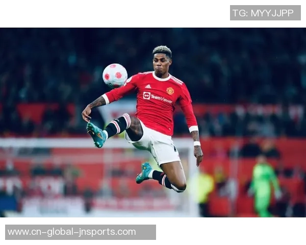 加泰媒体:拉什福德以为亚马尔言辞不合适,部分队友暗里批判后者 加泰媒体:拉什福德以为亚马尔言辞不合适,部分队友暗里批判后者